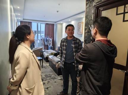 121529ABA9B054C24D14DF2043E1CEA7